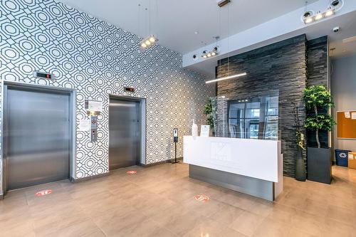 Exterior entrance - 1102-1150 Rue St-Denis, Montréal (Ville-Marie), QC - Indoor Photo Showing Other Room