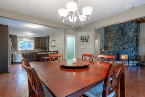 10115 South Dr, Port Alberni, BC 