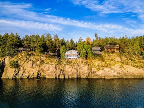 37189 Schooner Way, Pender Island, BC 