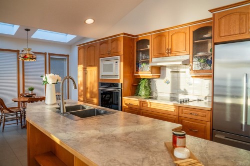 37189 Schooner Way, Pender Island, BC 