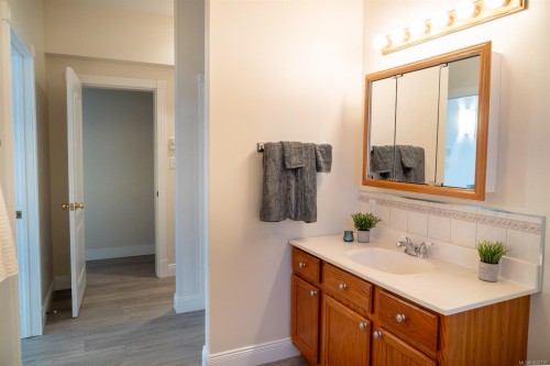 37189 Schooner Way, Pender Island, BC 