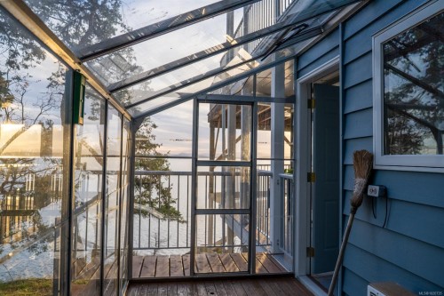 37189 Schooner Way, Pender Island, BC 