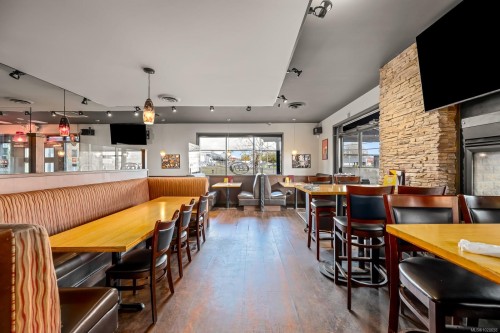 1175 Cliffe Ave, Courtenay, BC 