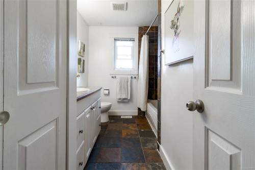 2112 Boxwood Rd, Nanaimo, BC 