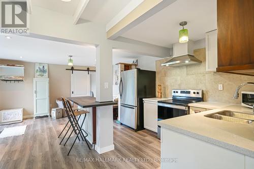 231 Point Abino Road S, Fort Erie, ON - Indoor Photo Showing Kitchen