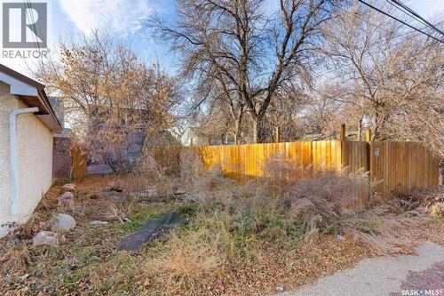 1247 King Street, Regina, SK - Outdoor