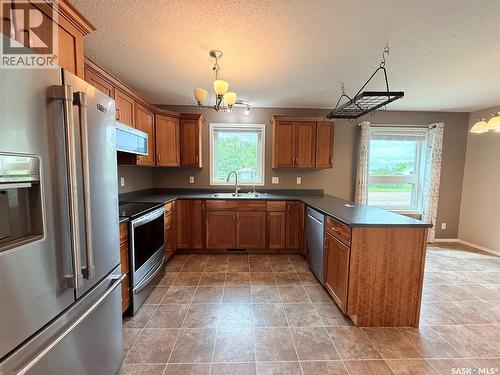 406 Main Street, Climax, SK - Indoor Photo Showing Other Room