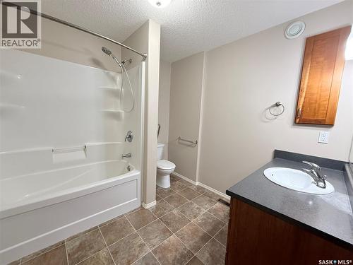 406 Main Street, Climax, SK - Indoor Photo Showing Other Room