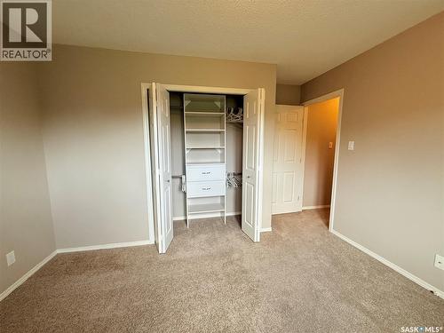 406 Main Street, Climax, SK - Indoor Photo Showing Bathroom