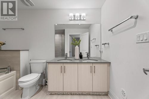 21 - 95 Brookfield Road, Oakville, ON - Indoor Photo Showing Bathroom