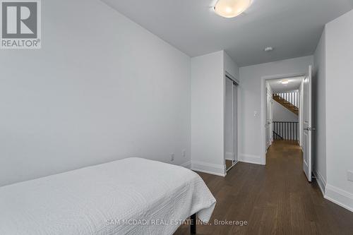 21 - 95 Brookfield Road, Oakville, ON - Indoor Photo Showing Bedroom
