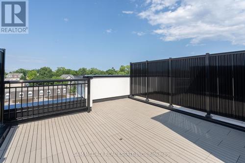 21 - 95 Brookfield Road, Oakville, ON - Outdoor With Balcony