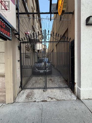 135 Jarvis Street, Toronto, ON 