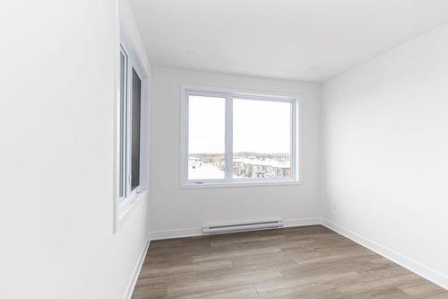 Bedroom - 214-555  - 565 Rue René-Lecavalier, Terrebonne (Terrebonne), QC - Indoor Photo Showing Other Room