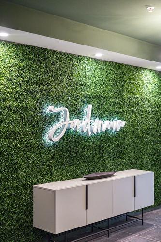 Hall - 214-555  - 565 Rue René-Lecavalier, Terrebonne (Terrebonne), QC - 