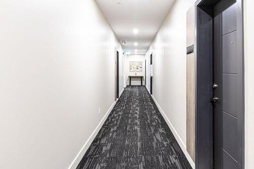 Passageway - 214-555  - 565 Rue René-Lecavalier, Terrebonne (Terrebonne), QC - Indoor Photo Showing Other Room