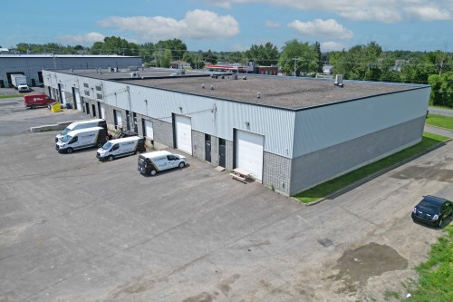 Face arrière - 100-268 Boul. Pierre-Boursier, Châteauguay, QC - Outdoor