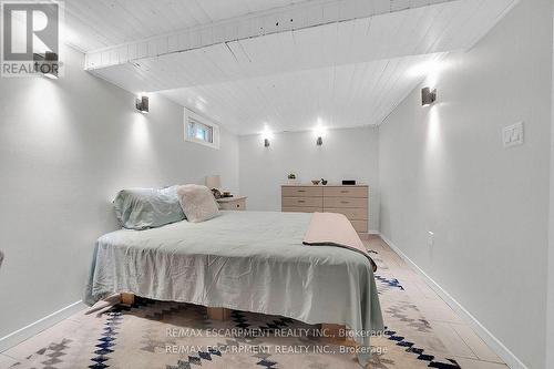 43 Elma Street, St. Catharines, ON - Indoor Photo Showing Bedroom