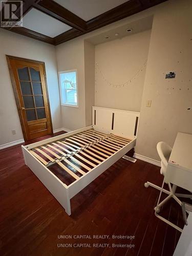 38 Ward Avenue, Hamilton, ON - Indoor