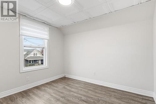 71 Glendale Avenue N, Hamilton, ON - Indoor Photo Showing Other Room