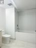622 - 1 Jarvis Street, Hamilton, ON  - Indoor Photo Showing Bathroom 
