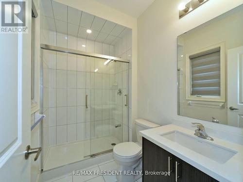 210 Mckean Drive, Whitchurch-Stouffville, ON - Indoor Photo Showing Bathroom