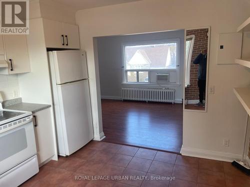 2 - 362 O'Connor Drive, Toronto, ON - Indoor Photo Showing Kitchen