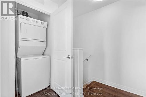 C - 440 Via Verona Avenue, Ottawa, ON - Indoor Photo Showing Laundry Room