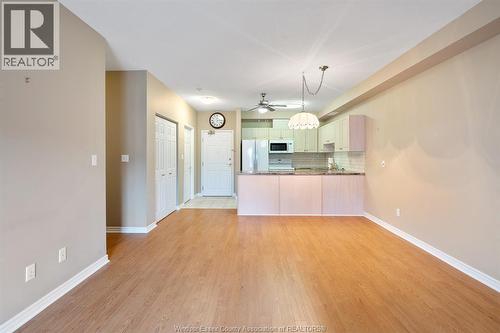 5995 Ellis St Unit# 107, Lasalle, ON - Indoor Photo Showing Kitchen