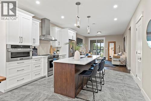 191 East Puce Road Unit# 10, Lakeshore, ON - Indoor Photo Showing Kitchen With Upgraded Kitchen