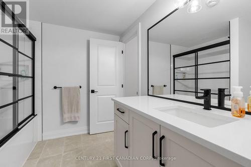 162 Princeton Terrace, London South (South K), ON - Indoor Photo Showing Other Room