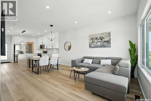 179 1509 Richardson Road, Saskatoon, SK - Indoor Photo Showing Living Room