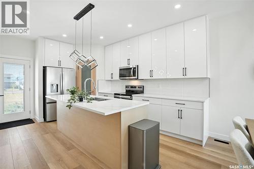 171 1509 Richardson Road, Saskatoon, SK - Indoor Photo Showing Kitchen With Double Sink With Upgraded Kitchen