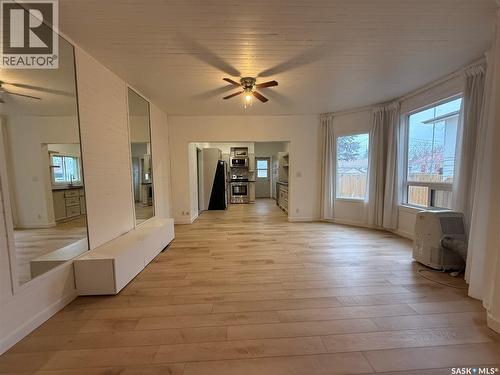 732 6Th Street, Humboldt, SK - Indoor