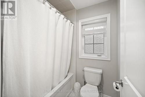 68 Inverness Way, Bradford West Gwillimbury, ON - Indoor Photo Showing Bathroom
