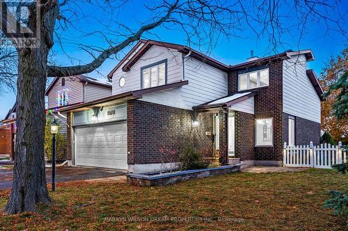1678 SMITHERS CRESCENT  Ottawa, ON K1C 4W9