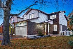 1678 SMITHERS CRESCENT  Ottawa, ON K1C 4W9