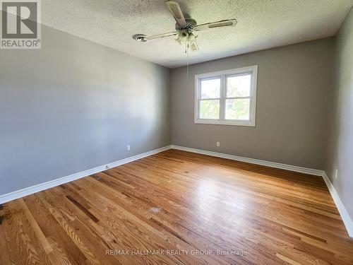 14 Roberta Crescent, Ottawa, ON - Indoor Photo Showing Other Room