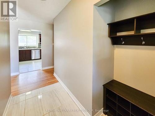 14 Roberta Crescent, Ottawa, ON - Indoor Photo Showing Other Room