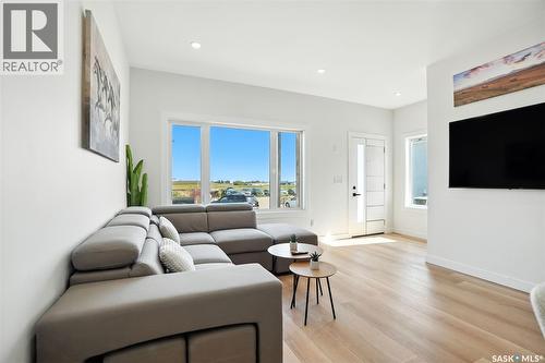 167 1509 Richardson Road, Saskatoon, SK - Indoor Photo Showing Living Room