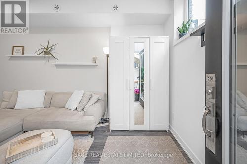 201 - 1137 Cooke Boulevard, Burlington, ON - Indoor