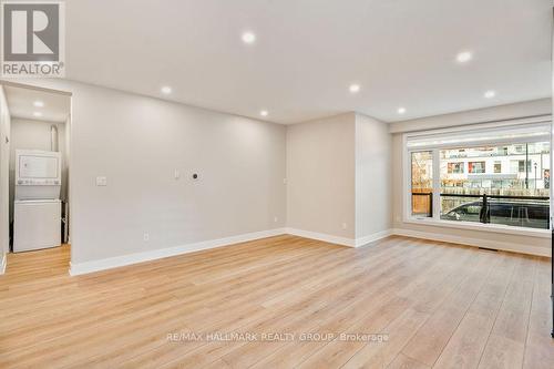 B - 72 Armstrong Street, Ottawa, ON 