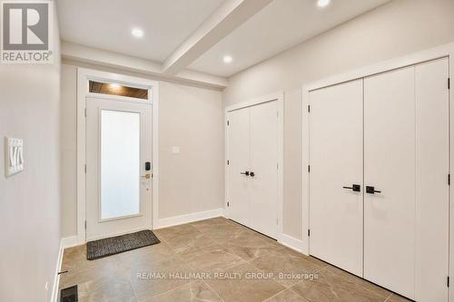 B - 72 Armstrong Street, Ottawa, ON 