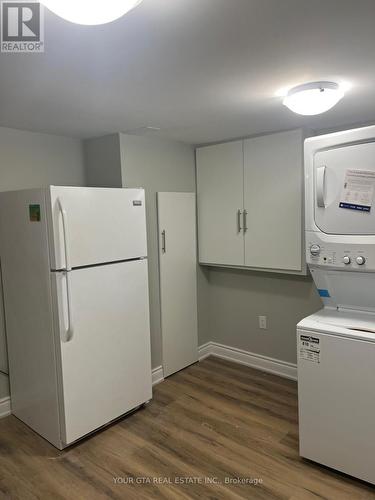 102 Massey Avenue, Kitchener, ON - Indoor Photo Showing Laundry Room