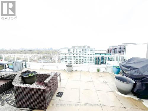 1301 - 565 Wilson Avenue, Toronto, ON - Outdoor