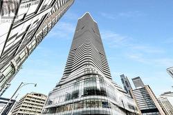 5705 - 11 WELLESLEY STREET W  Toronto, ON M4Y 1E8