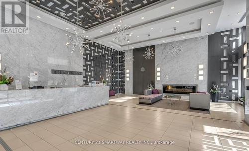 905 - 18 Graydon Hall Drive, Toronto, ON - Indoor Photo Showing Other Room