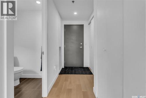 205 490 2Nd Avenue S, Saskatoon, SK - Indoor Photo Showing Other Room