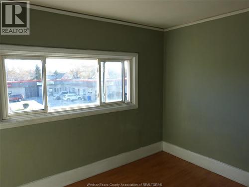 1434 Tecumseh Boulevard West, Windsor, ON - Indoor Photo Showing Other Room