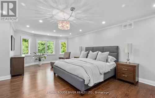 10 Kresia Lane, Clarington, ON - Indoor Photo Showing Bedroom